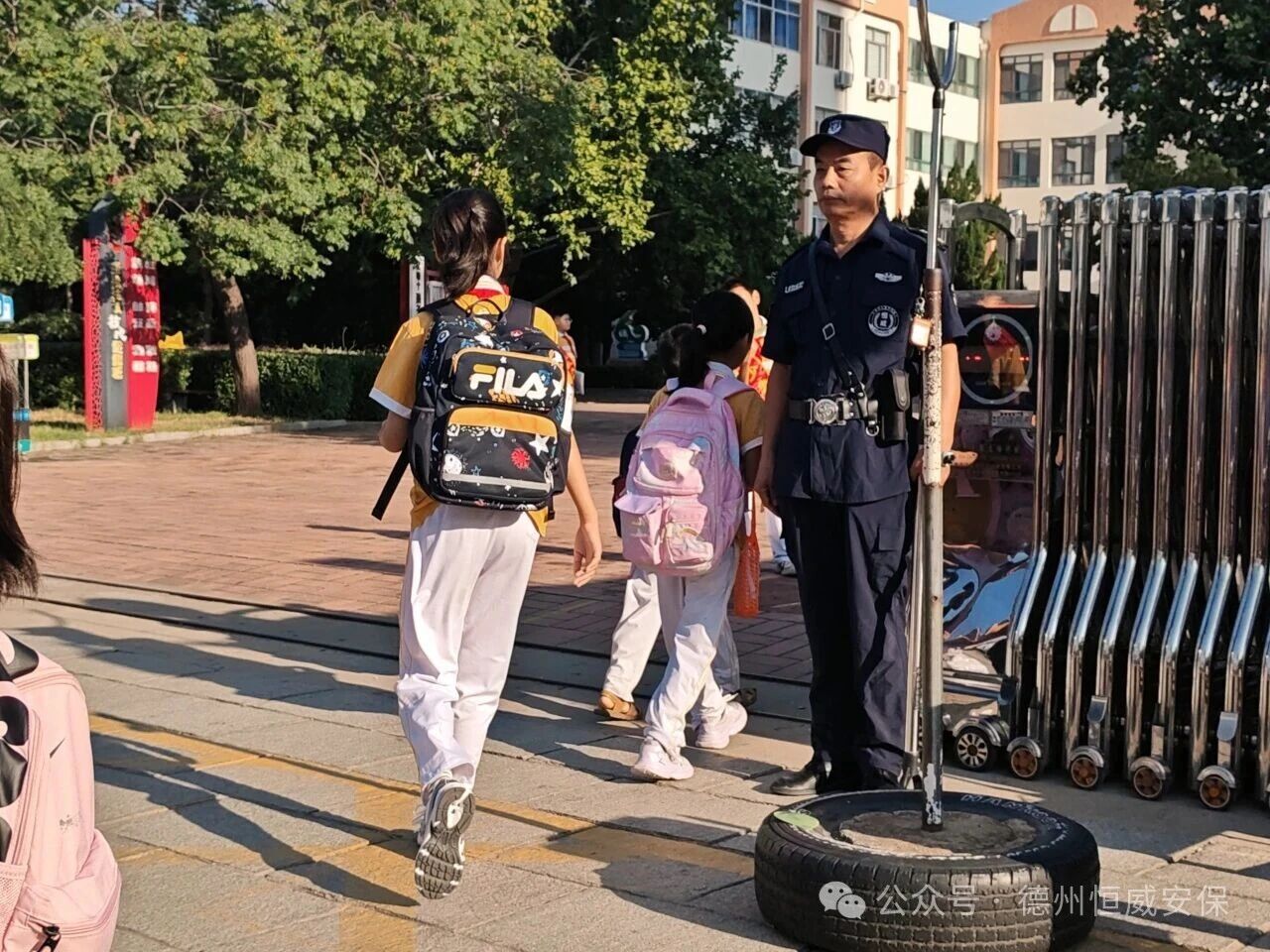 【护校安园】筑牢校园安全防线|德州恒威安保全力护航秋季开学